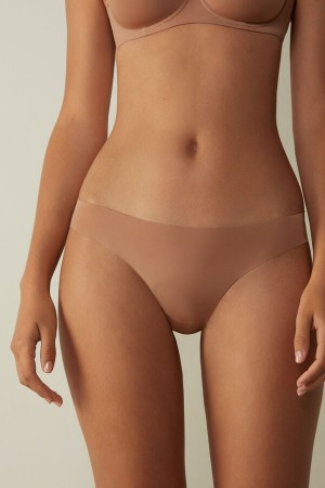 Intimissimi Brazilian Panties In Seamless Ultra Light Microfiber Beige | SN-ITMSM57423